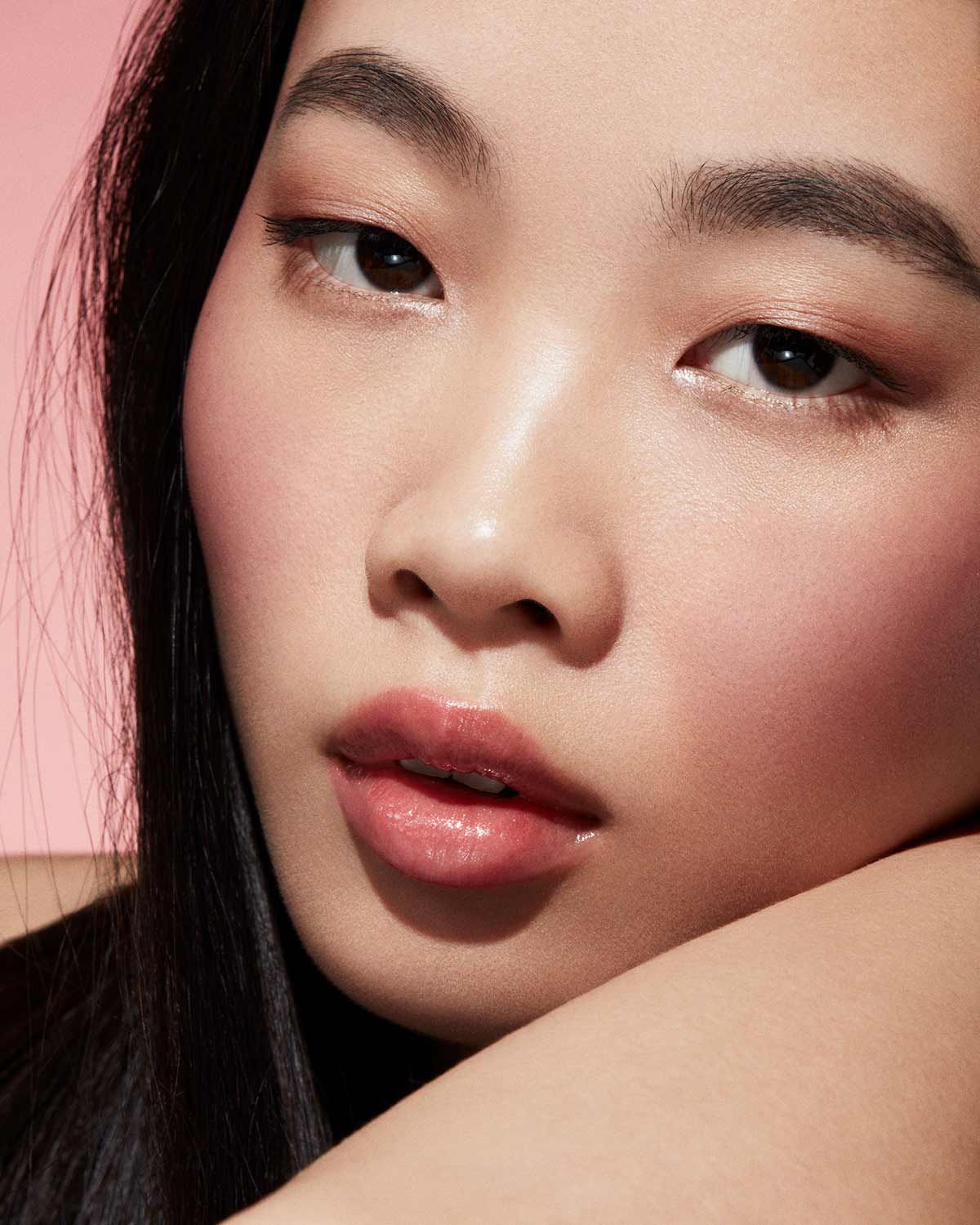 Cheeks Out Freestyle Cream Blush — Cool Berry - Image 5