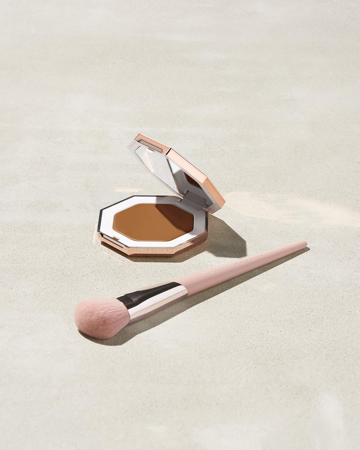 Cheeks Out Freestyle Cream Bronzer — Teddy - Image 4