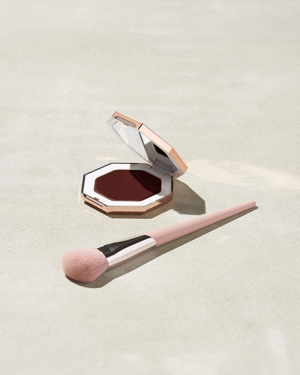 Cheeks Out Freestyle Cream Bronzer — Toffee Tease - Image 4