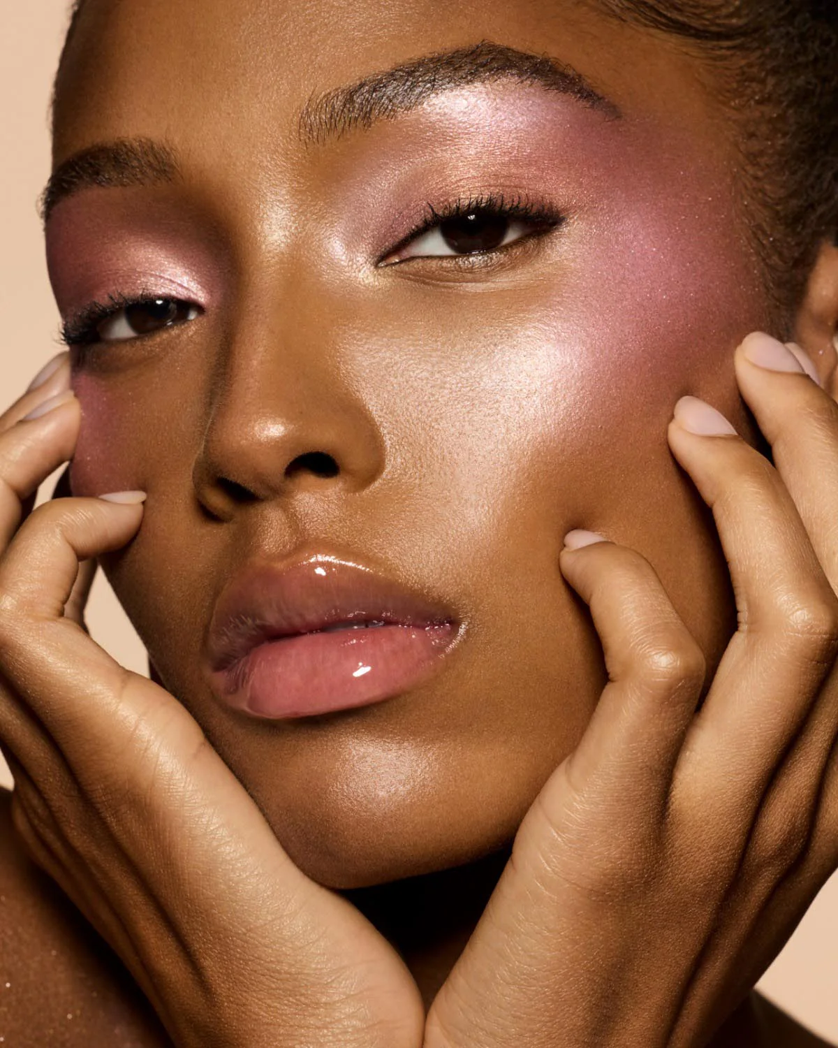 Gloss Bomb Heat Universal Lip Luminizer + Plumper — Glass Slipper - Image 3