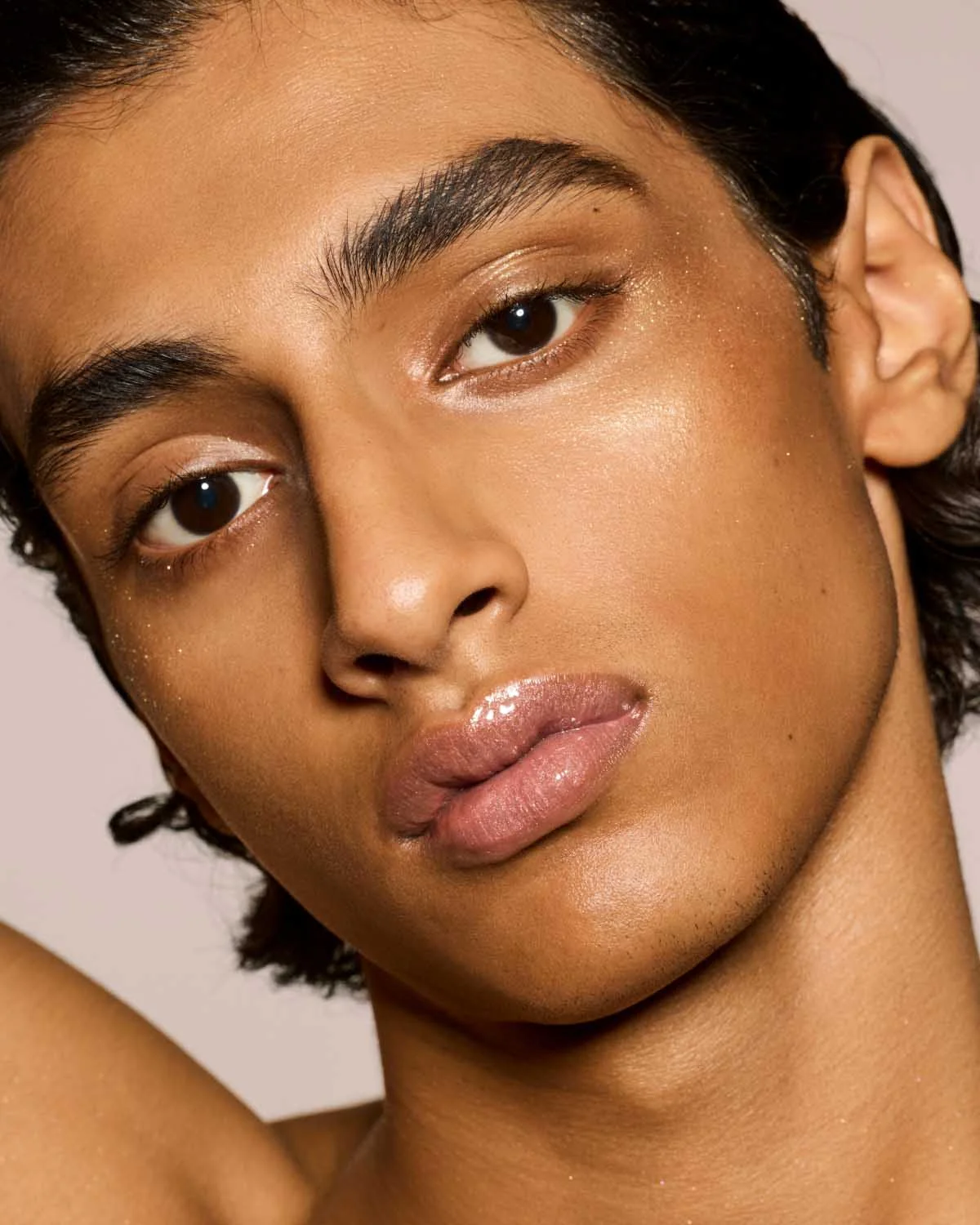 Gloss Bomb Universal Lip Luminizer — Fu$$y - Image 4