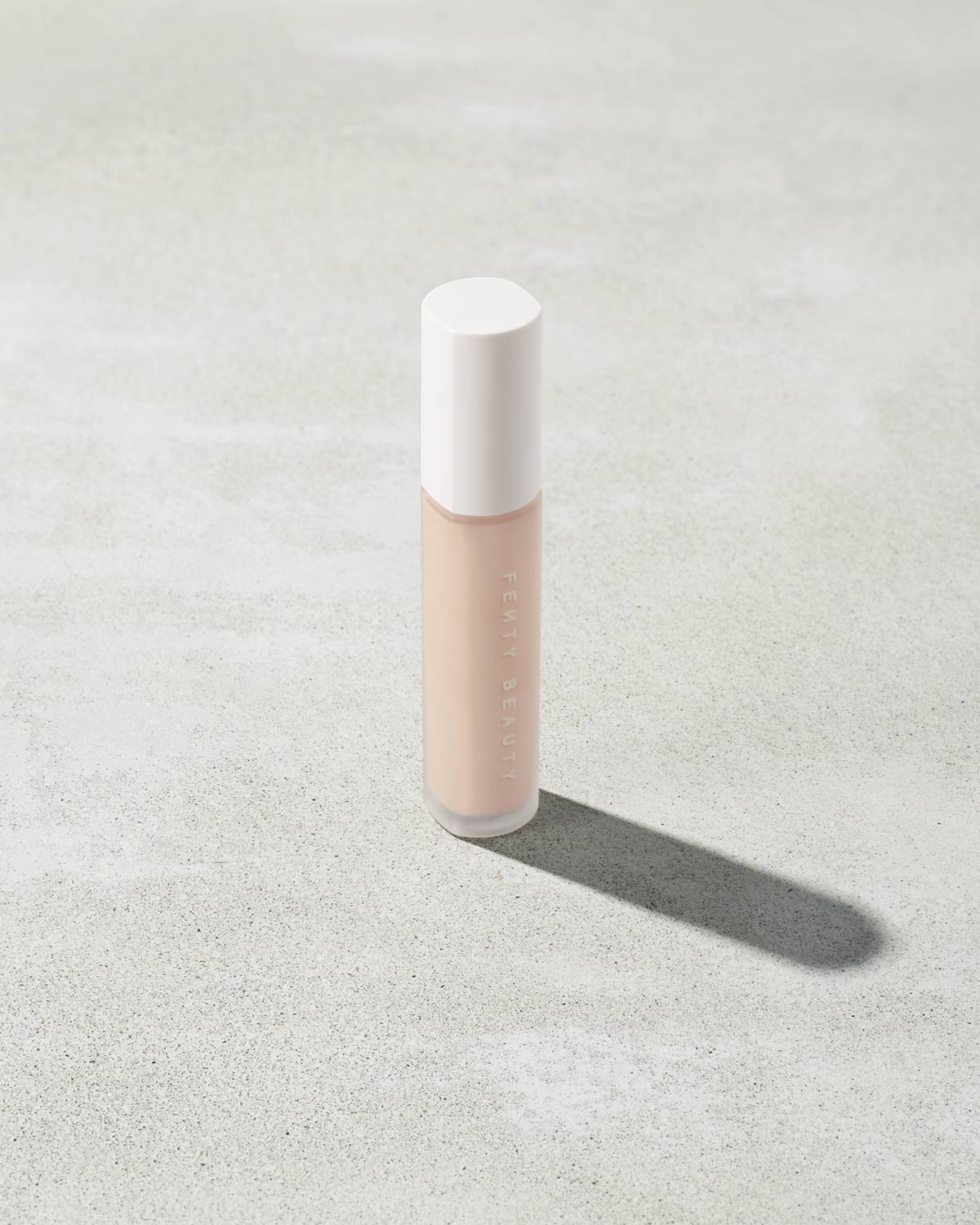 Pro Filt'r Instant Retouch Concealer — #110 - Image 9