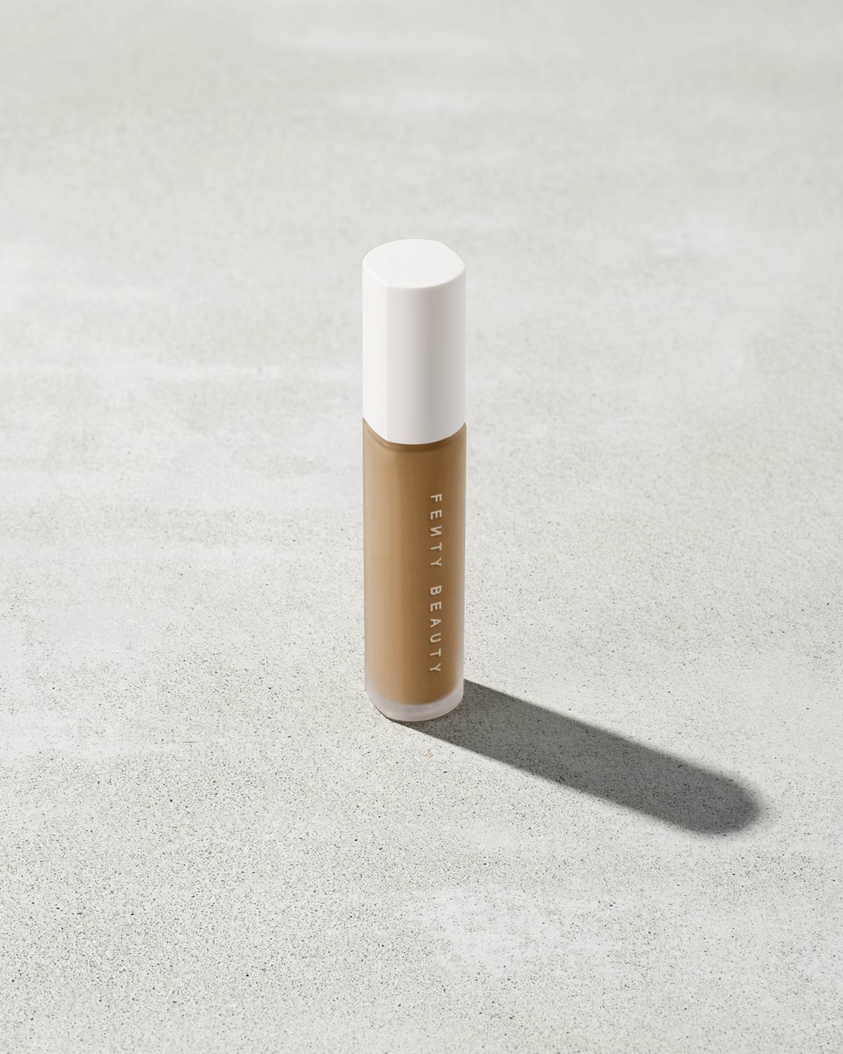 Pro Filt'r Instant Retouch Concealer — #330 - Image 9