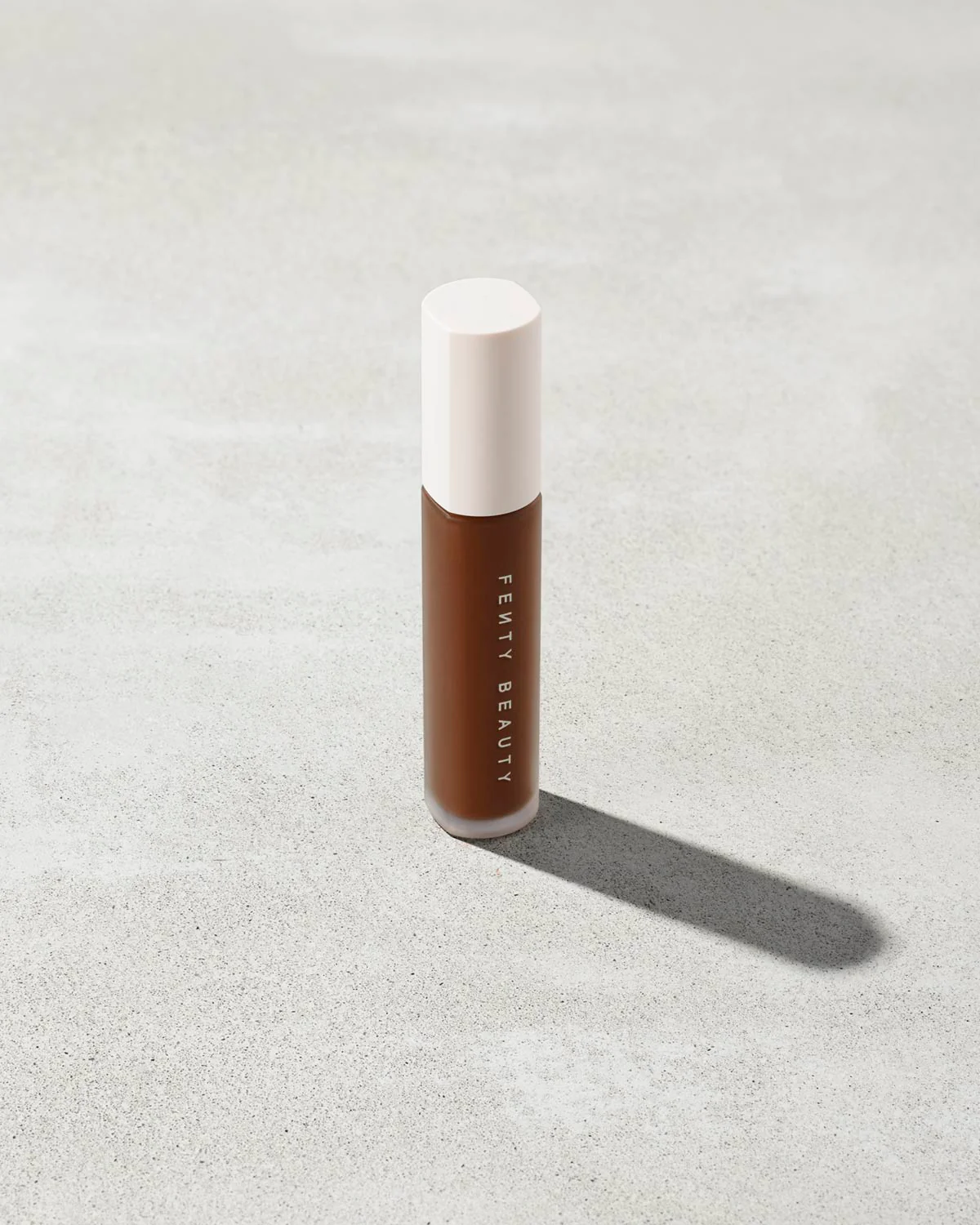 Pro Filt'r Instant Retouch Concealer — #490 - Image 9