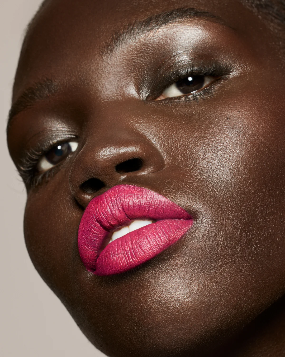 Stunna Lip Paint Longwear Fluid Lip Color — Unlocked - Image 3