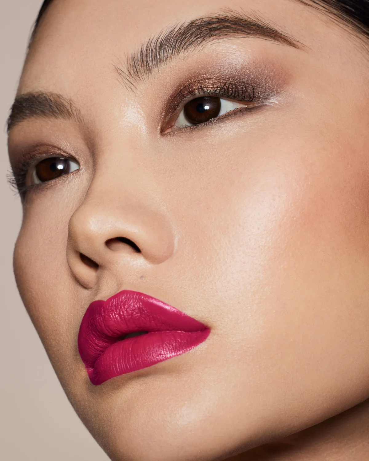 Stunna Lip Paint Longwear Fluid Lip Color — Unlocked - Image 4