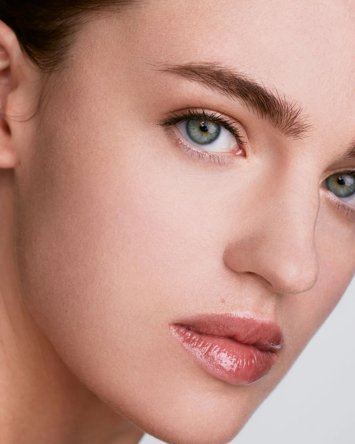 We're Even Mini Hydrating Longwear Concealer — 120N - Image 3