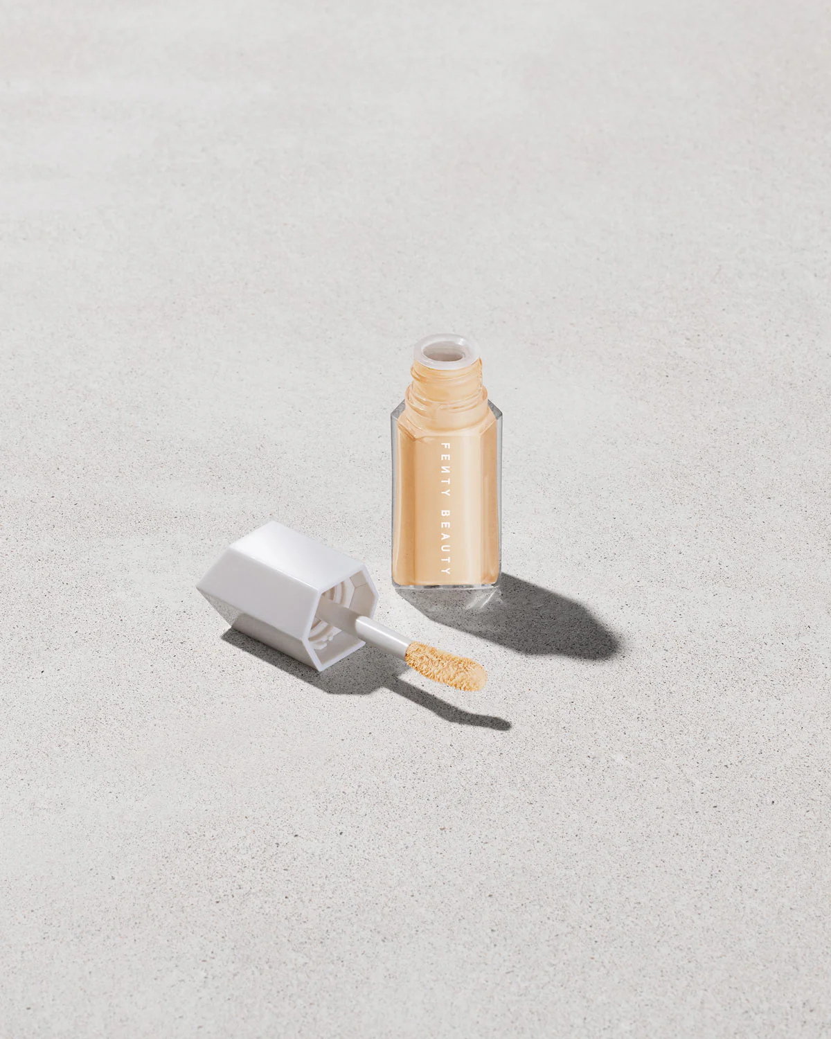 We're Even Mini Hydrating Longwear Concealer — 210W