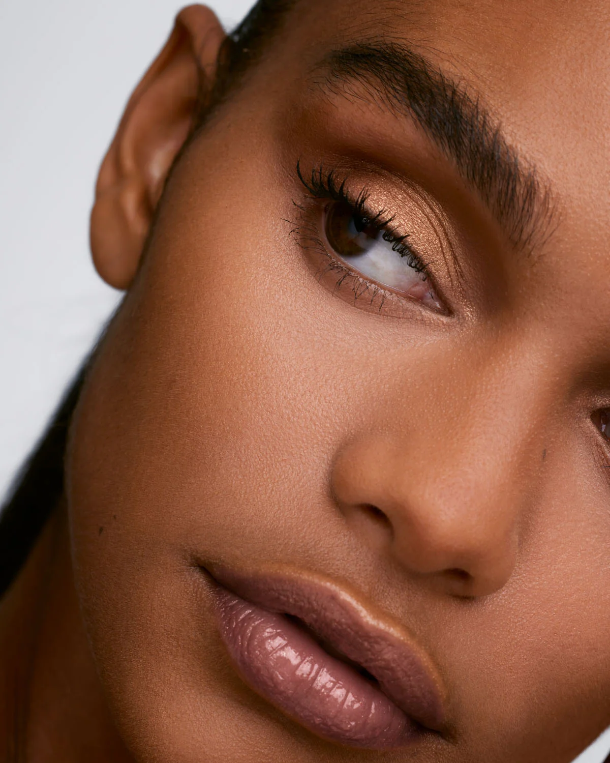 We're Even Mini Hydrating Longwear Concealer — 335W - Image 3