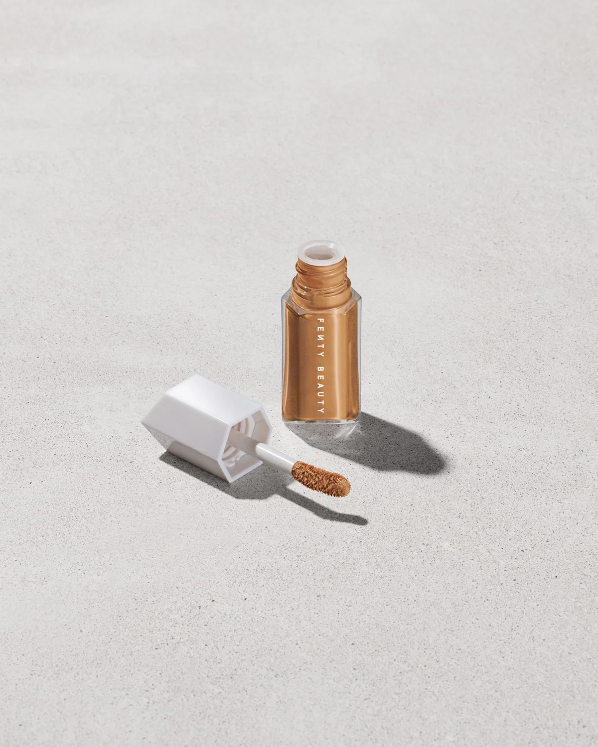 We're Even Mini Hydrating Longwear Concealer — 385W