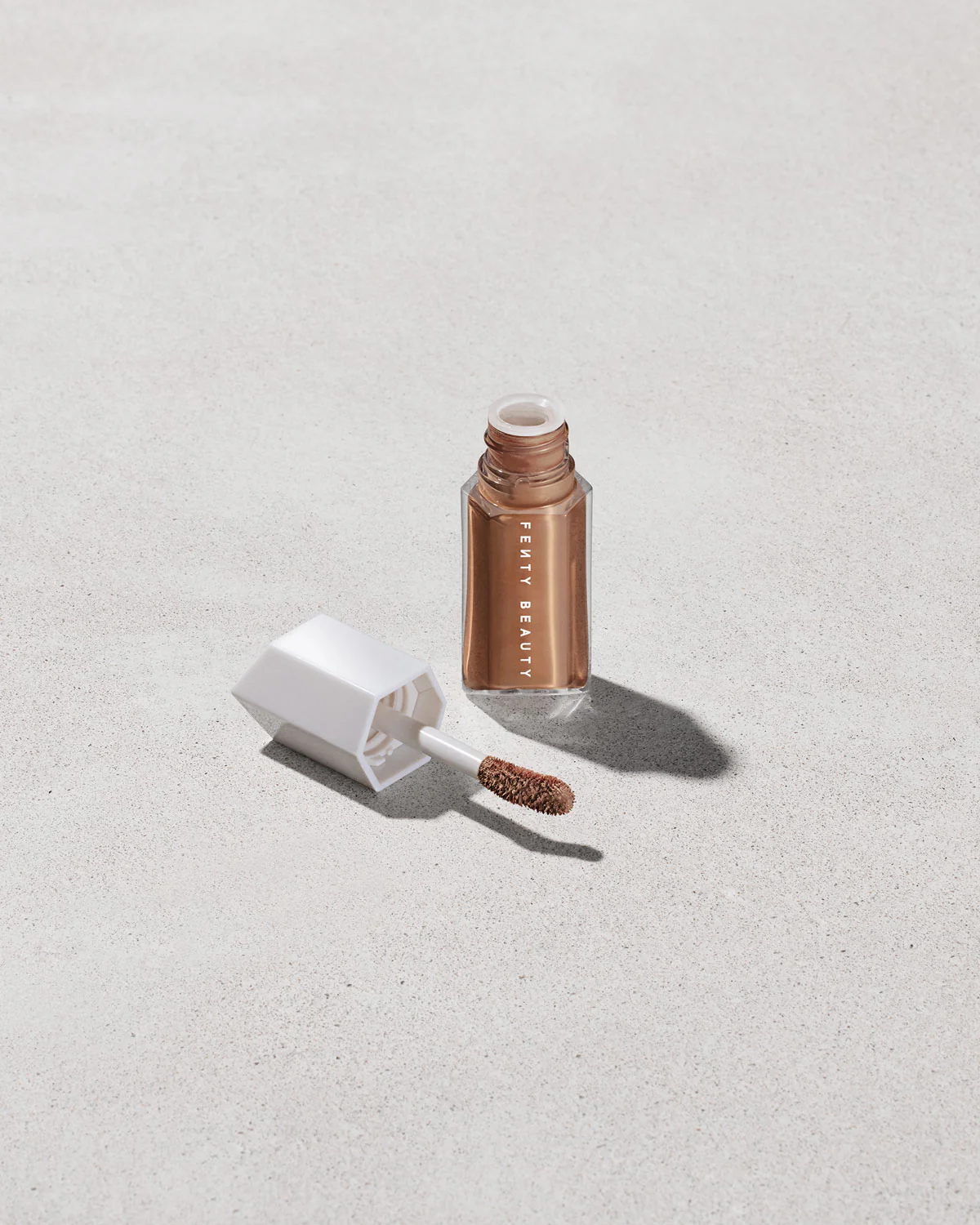 We're Even Mini Hydrating Longwear Concealer — 430W