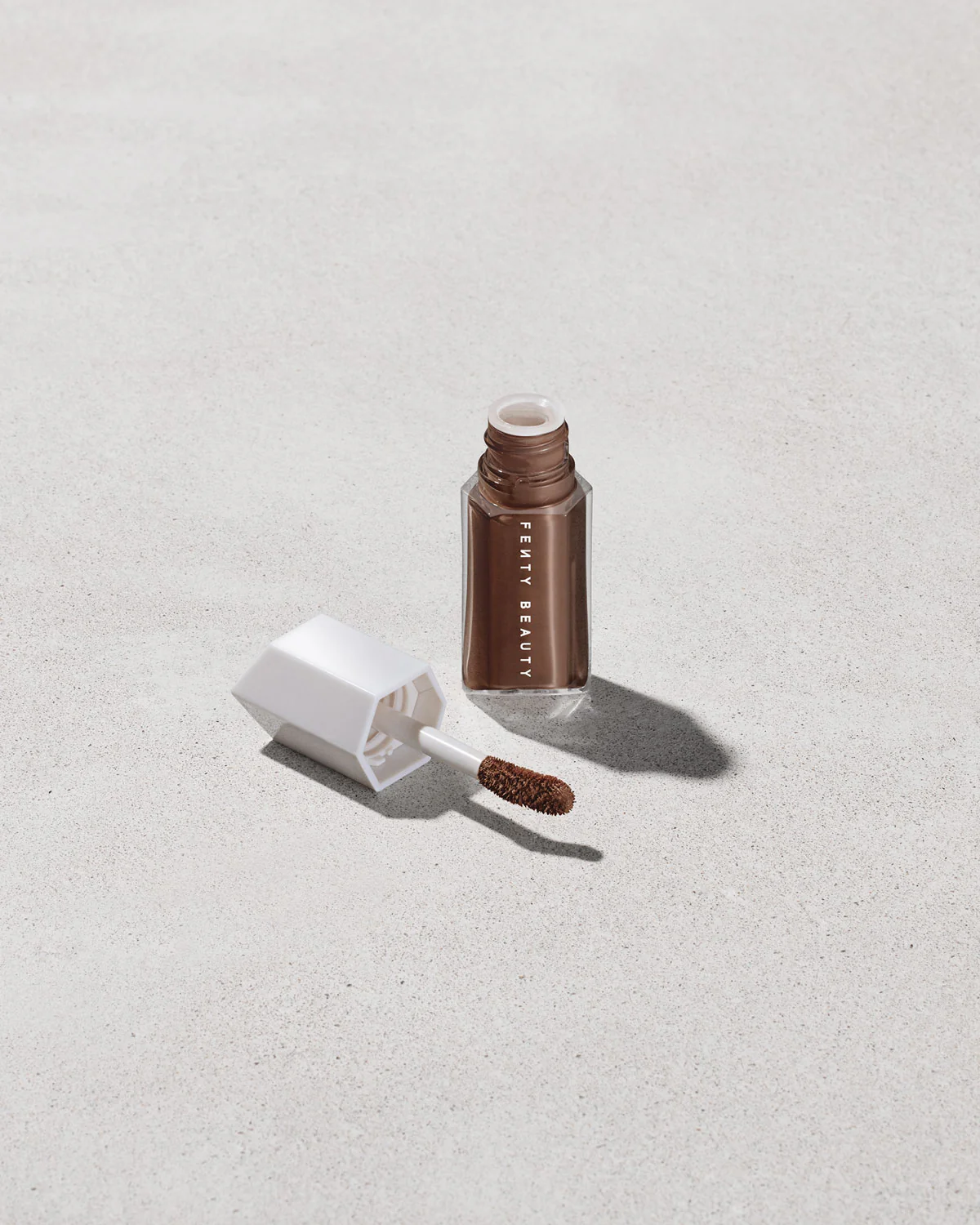 We're Even Mini Hydrating Longwear Concealer — 495C